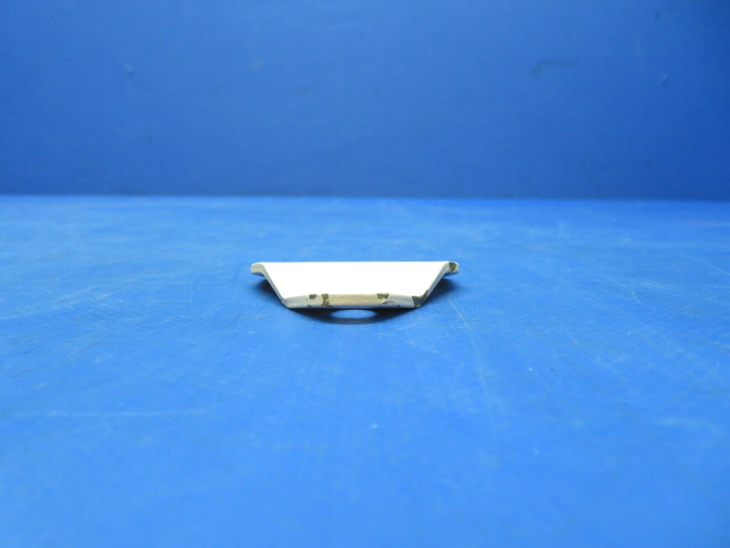 Cessna Bracket P/N 5211371-5 NOS (0923-705)