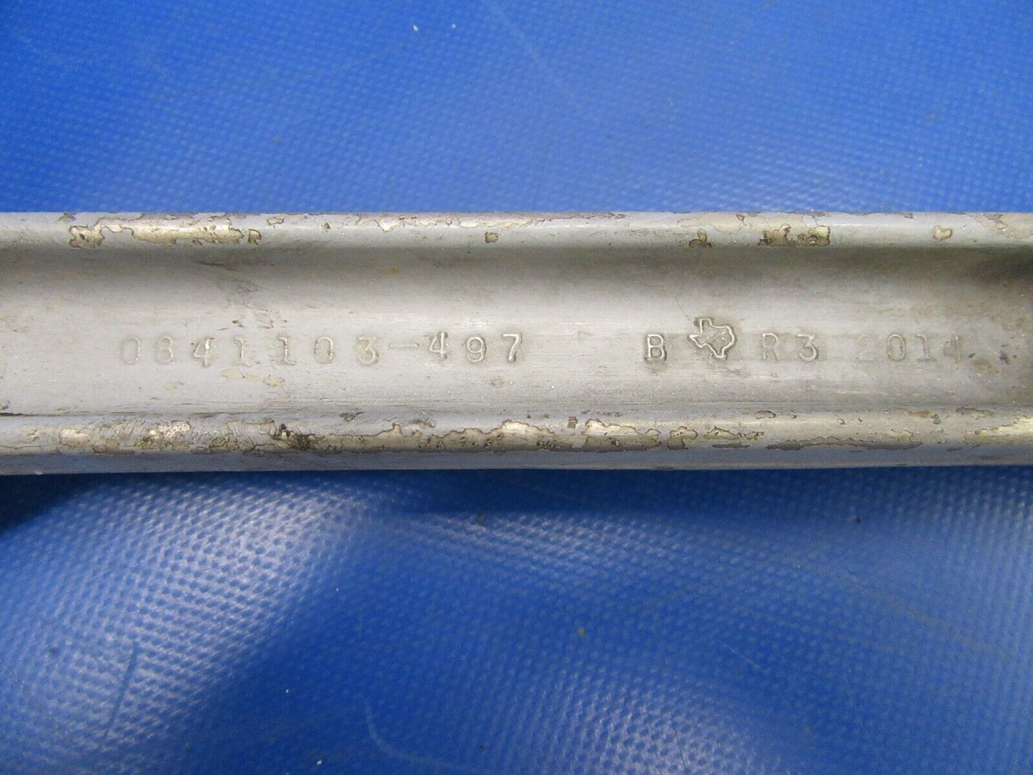 Cessna 310 Main Landing Gear Link Assy P/N 0841103-497, 0841102-497 (0519-338)