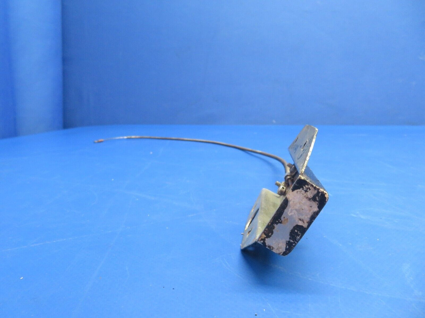 Brantly B2B Helicopter Nose / Trim Cable w/ Bracket P/N 418, 419-1 (1022-842)