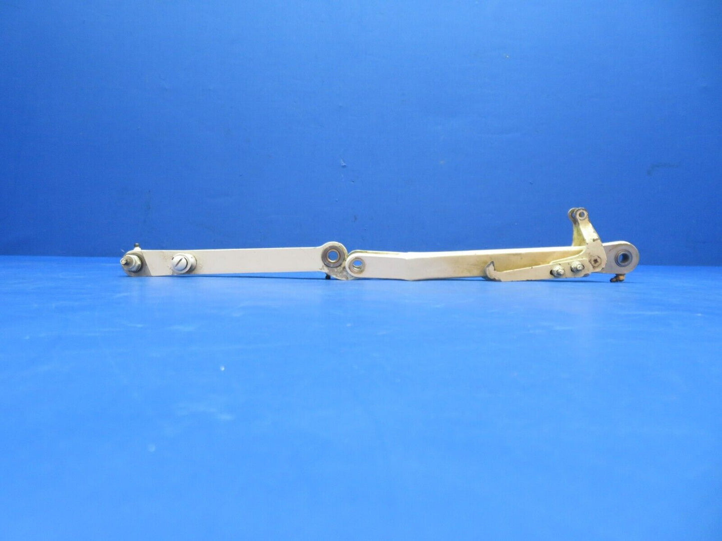 Cessna 310 / 310Q LH Side Brace Assy MG Retract P/N 5141001-33 (0823-787)