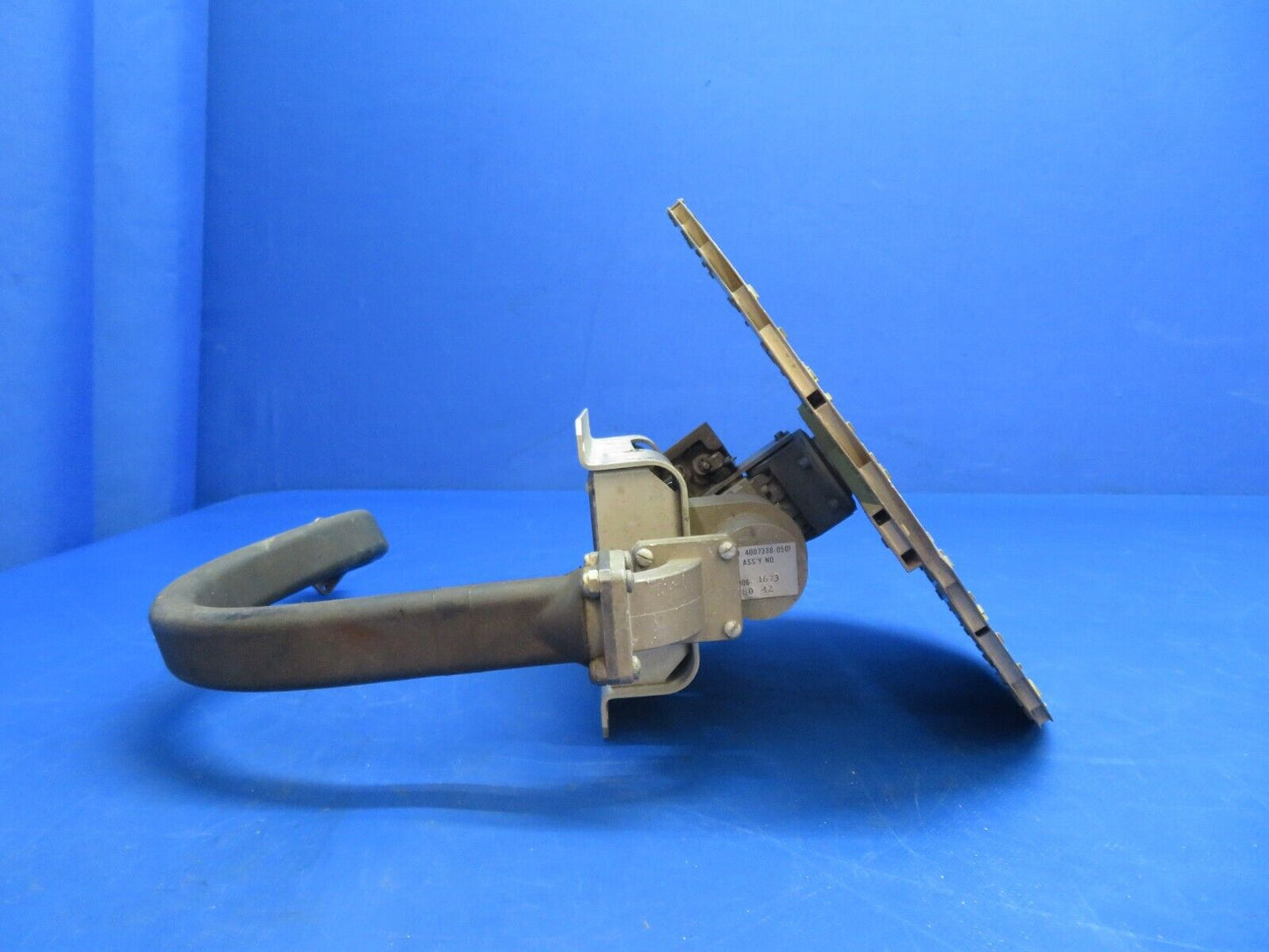 Piper Aerostar 602P Bendix Antenna Array & Drive P/N 4000525-1212 (0123-739)