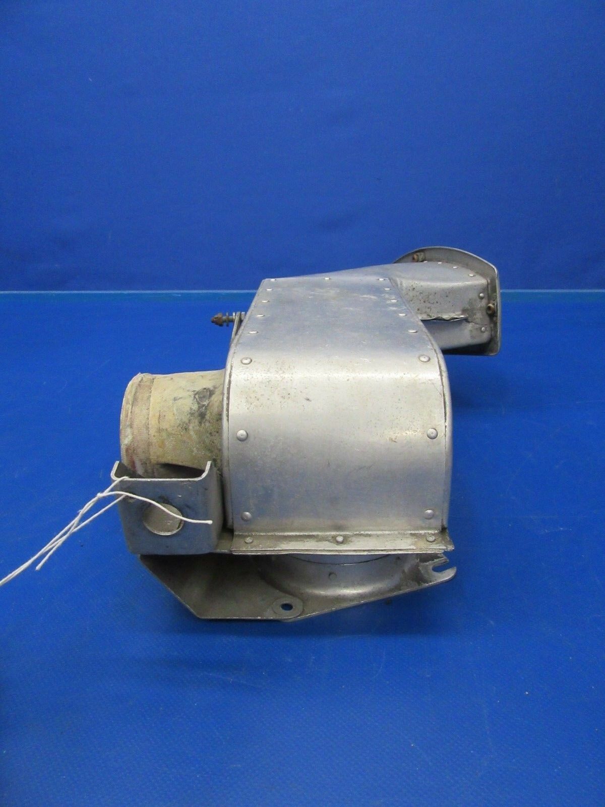 Early Cessna 310 Induction Air Box P/N 0850442-4 (0119-10)