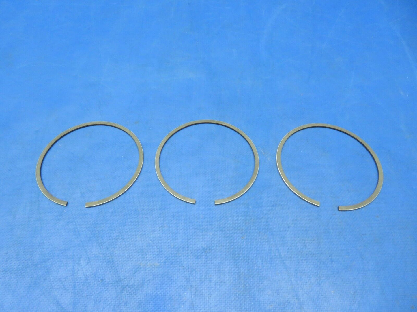Continental Piston Ring P/N 36044, SSBY 638019 LOT OF 3 NOS (1023-559)