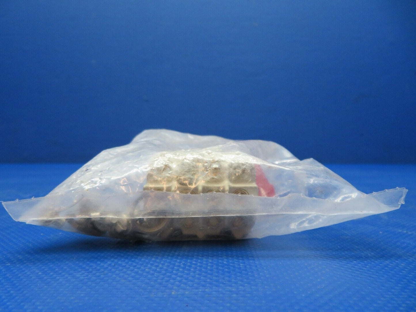Cutler-Hammer / Eaton Switch Toggle P/N 8502K2 LOT OF 2 NOS (0224-229)