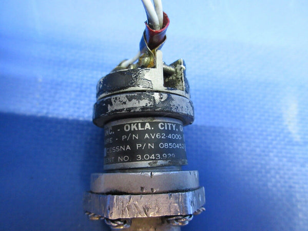 Cessna 310 / 310I Avionics Inc. Pressure Switch P/N AV62-4000-3 (0923-943)