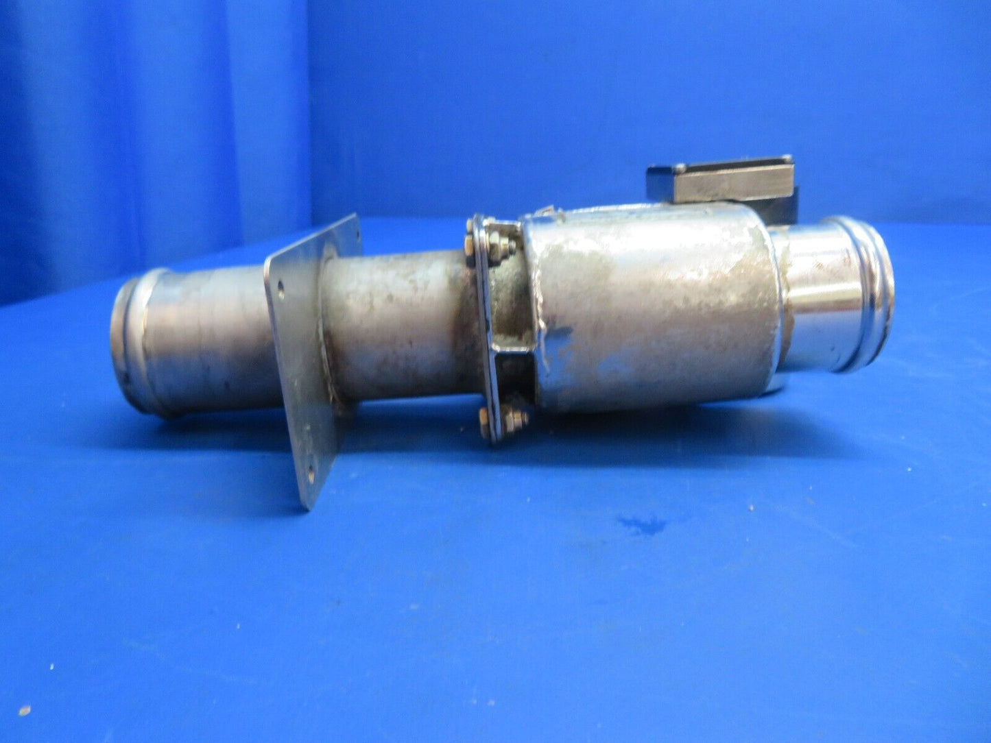 Piper Aerostar 602P Environ Pressure Diverter Valve 28V P/N 980047-01 (0123-801)