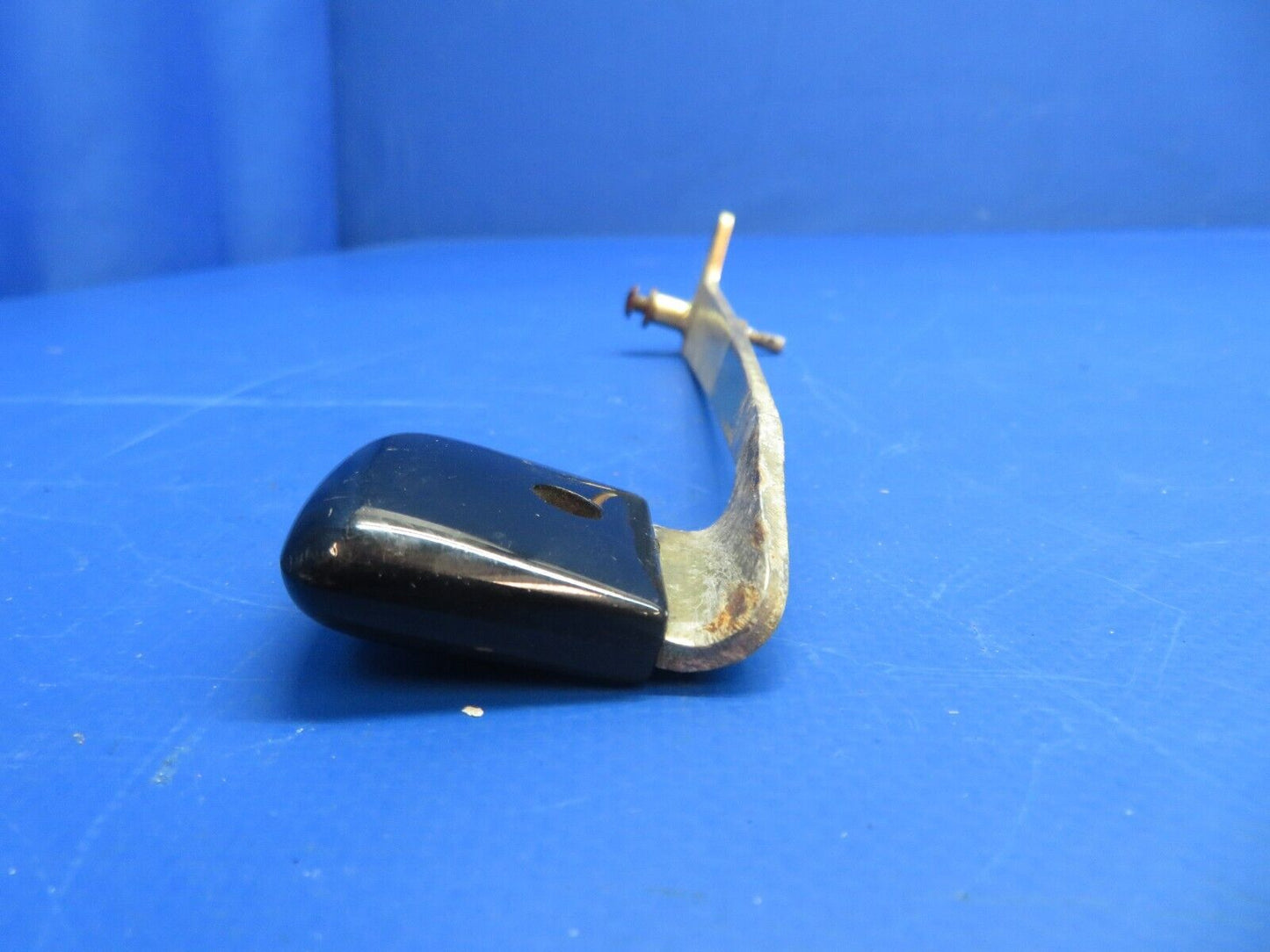 Piper PA-28R-201T Cabin Door Interior Handle P/N 79515-13, 79515-013 (1122-826)