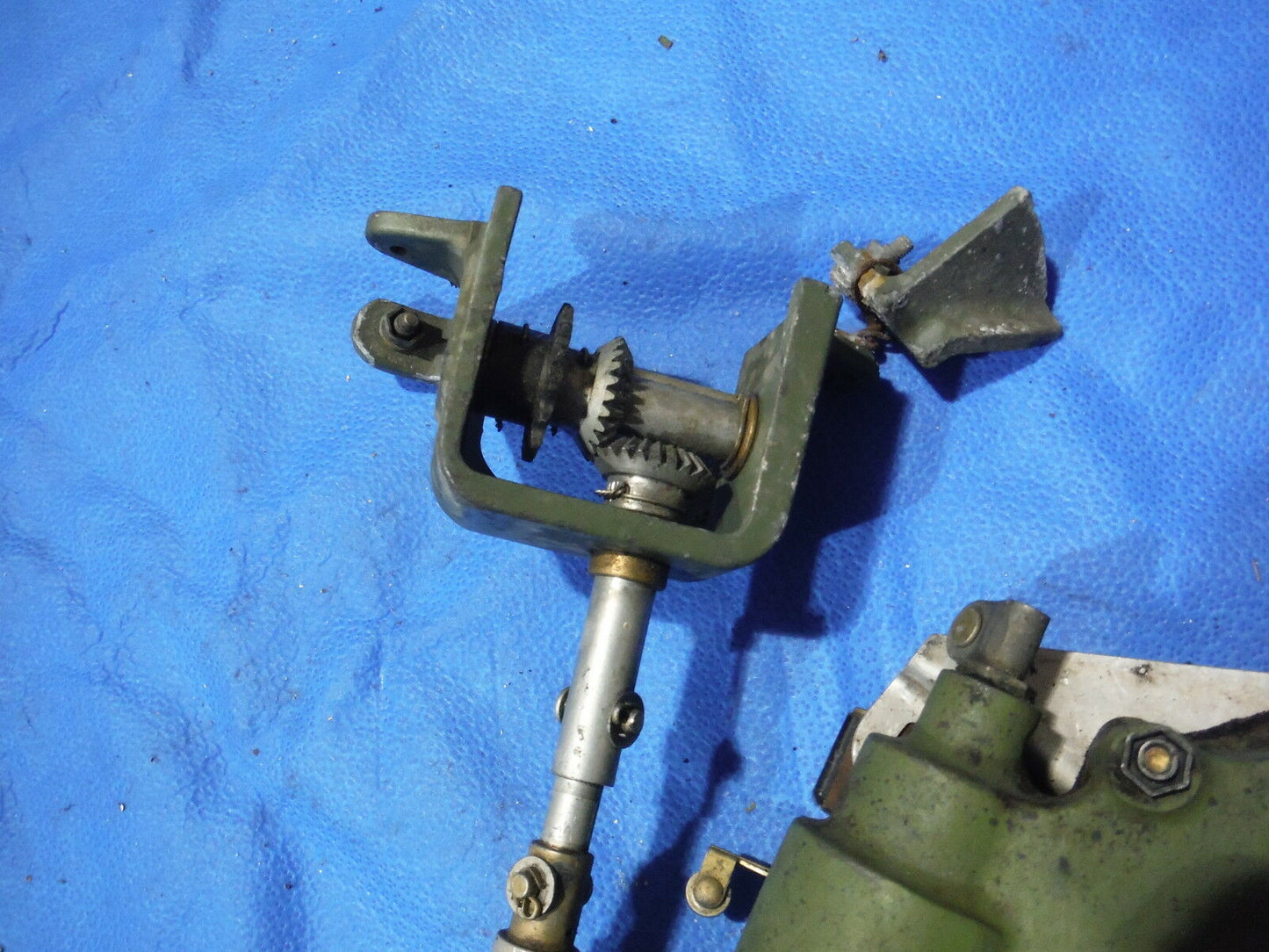 Cessna 310P Gear Box P/N 5045002-14  (0214-78)