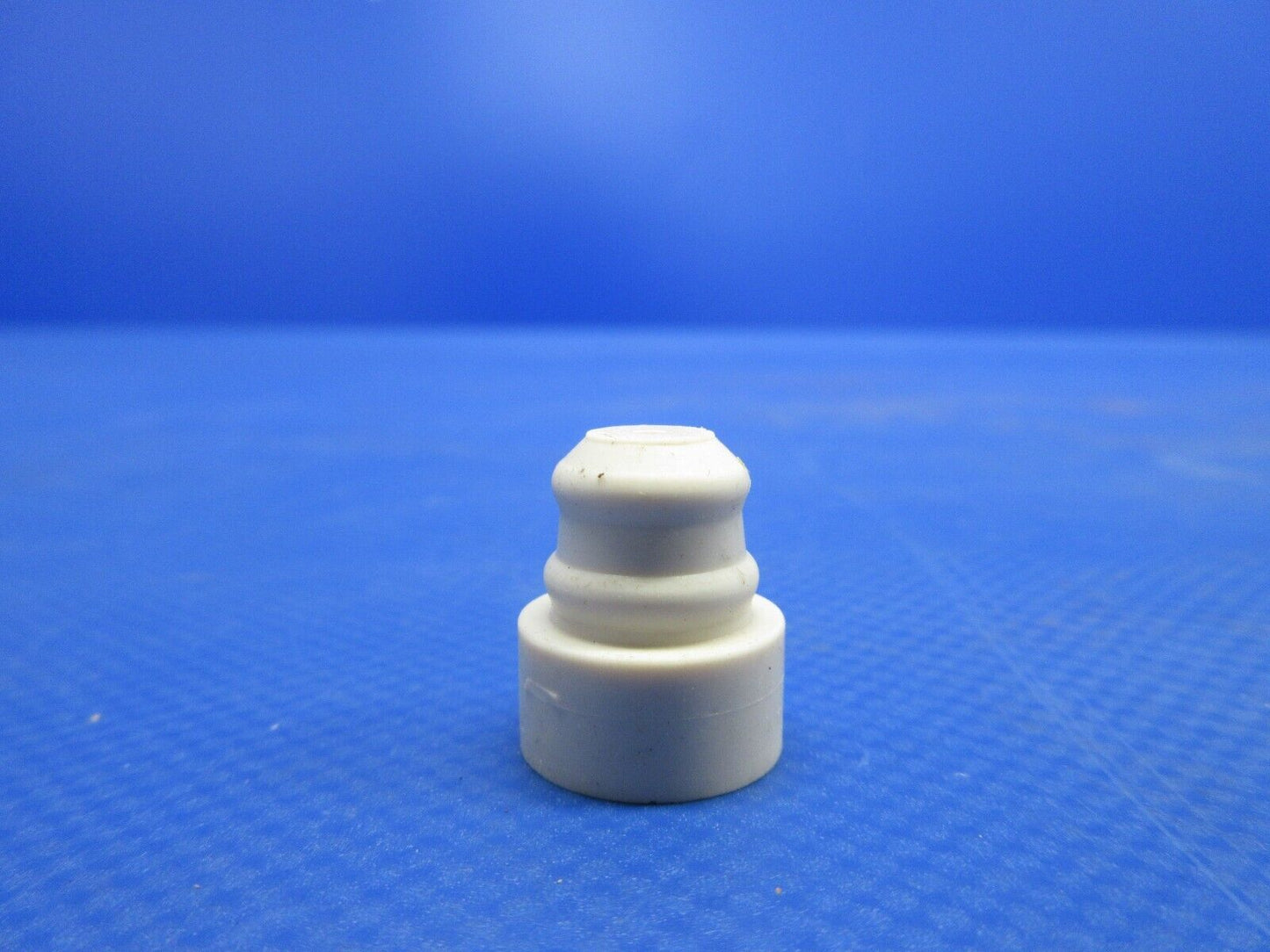Bendix Grommet P/N 10-320777 LOT OF 6 NOS (0324-1139)