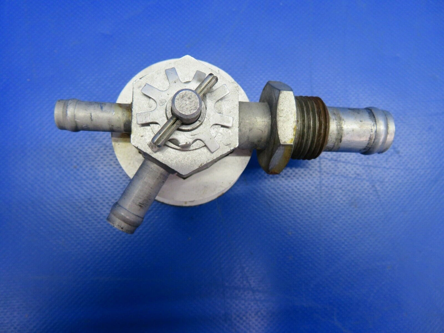 Beech Sierra C24R Airborne Vacuum Regulating Valve P/N 2H3-12 (0520-301)