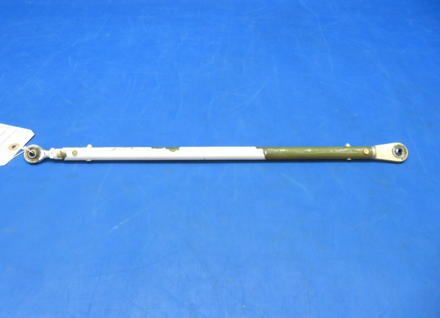 Cessna 310 / 310I Tube Assy AFT Push - Pull MG 22" P/N 0840125-5 (1023-113)