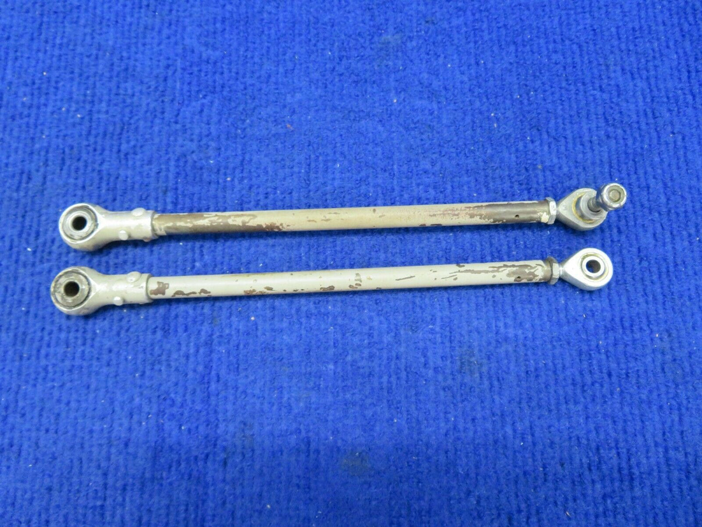 Cessna 310 Tube Assembly Wheel Well Door LOT OF 2 P/N 0843500-13 (0422-424)