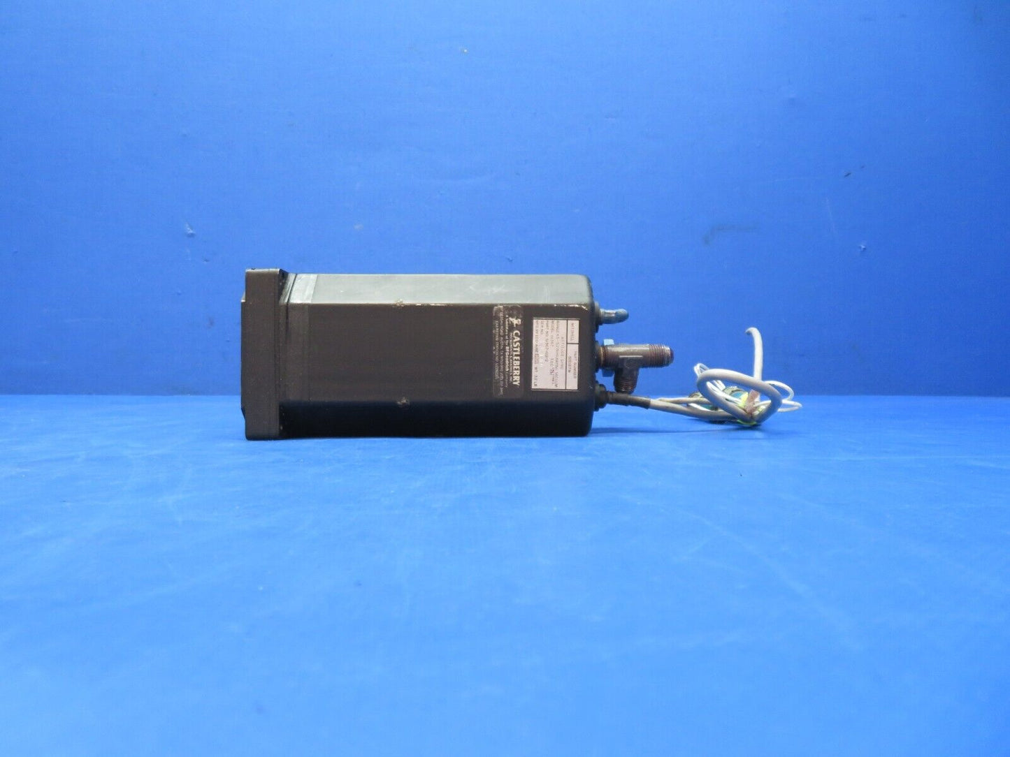 Edo-Aire Mitchell Attitude Gyro P/N IU367-102-2 CORE (0923-417)