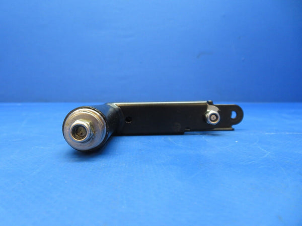 Diamond DA-42 Flap Bellcrank Center Wing P/N D60-2757-11-00_01 (0623-381)