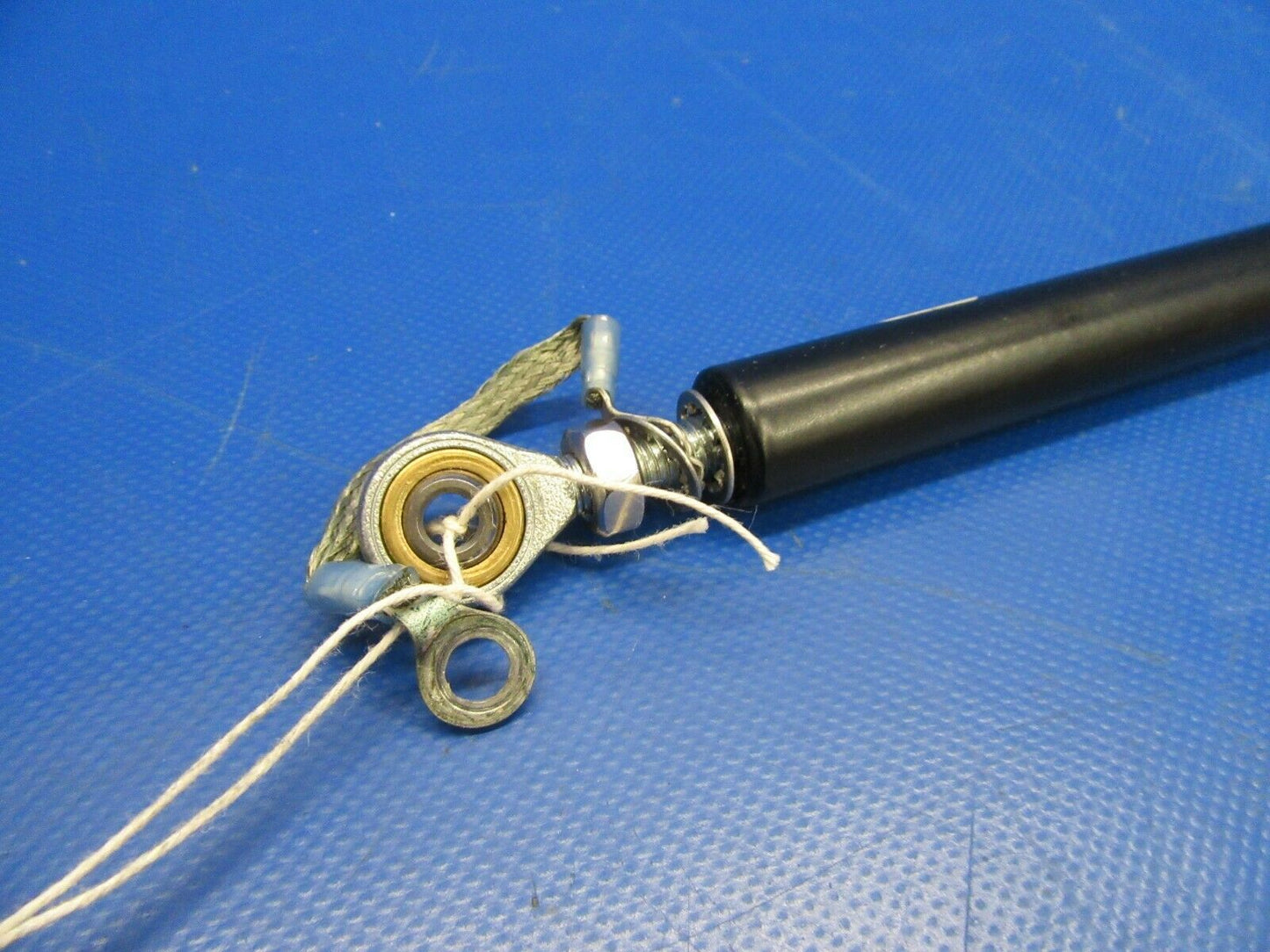Diamond DA40-180 Aileron Control Rod P/N PR1-18X0.5-8-0295 (0319-181)