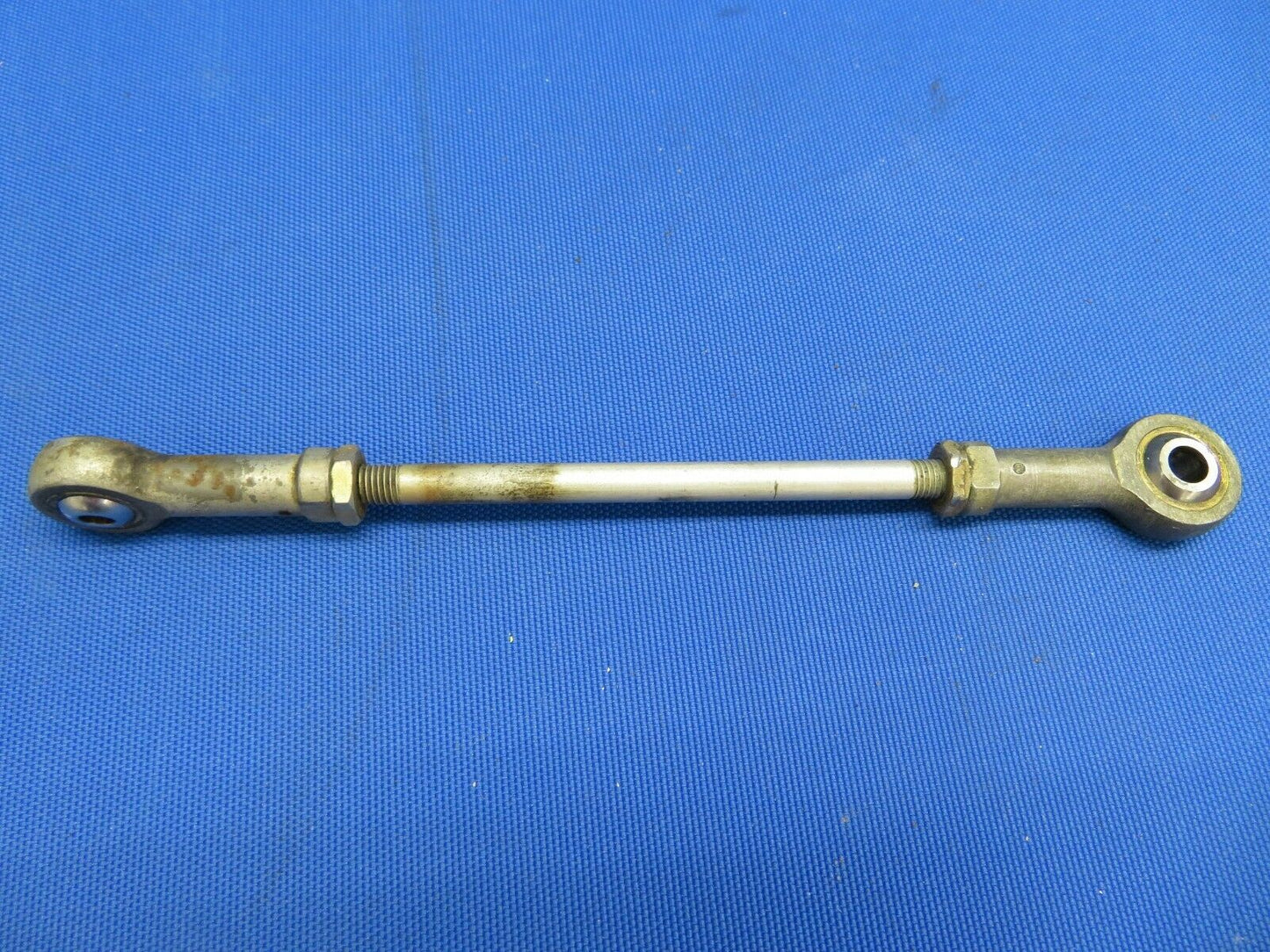 Cessna 210L Rod Main Gear FWD Door P/N NAS354-4-520 (0820-484)