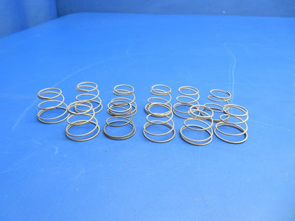 Continental Compression Spring P/N 627378 LOT OF 11 NOS (1022-640)
