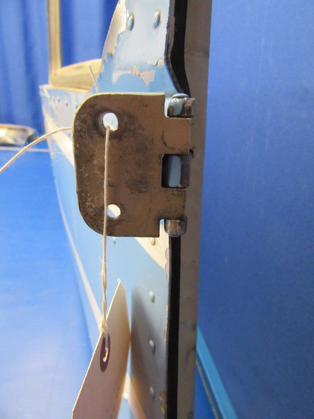 1975 Cessna 150 Cabin Door RH w/ Hinges & Door Latch P/N 0417008-206 (0918-58)