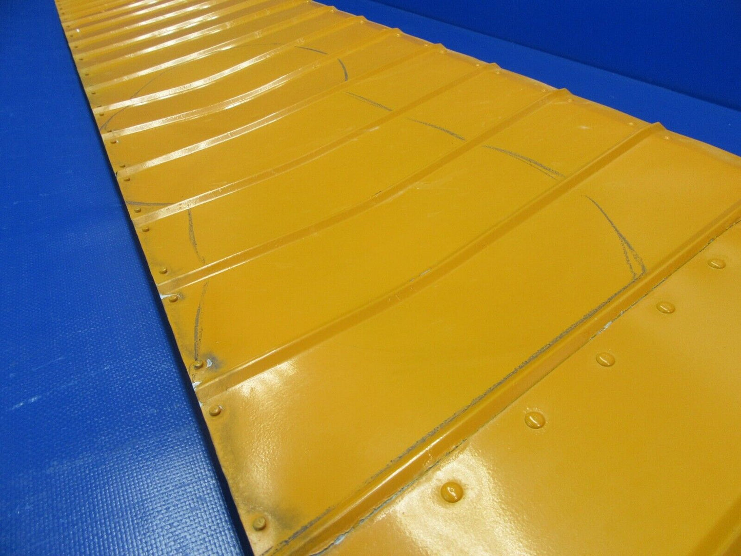 Cessna 180 / 182 RH Aileron P/N 0523800-14 / WEU Use 0523800-17 (0823-18)