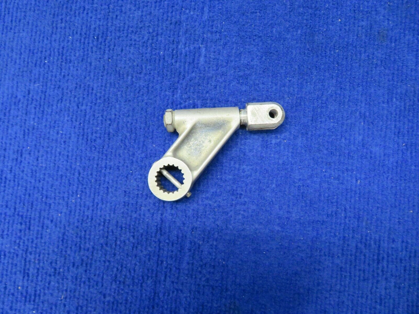 1956 Cessna 310 Nose Gear Bellcrank Adjusting P/N 0842104-1 (0422-460)