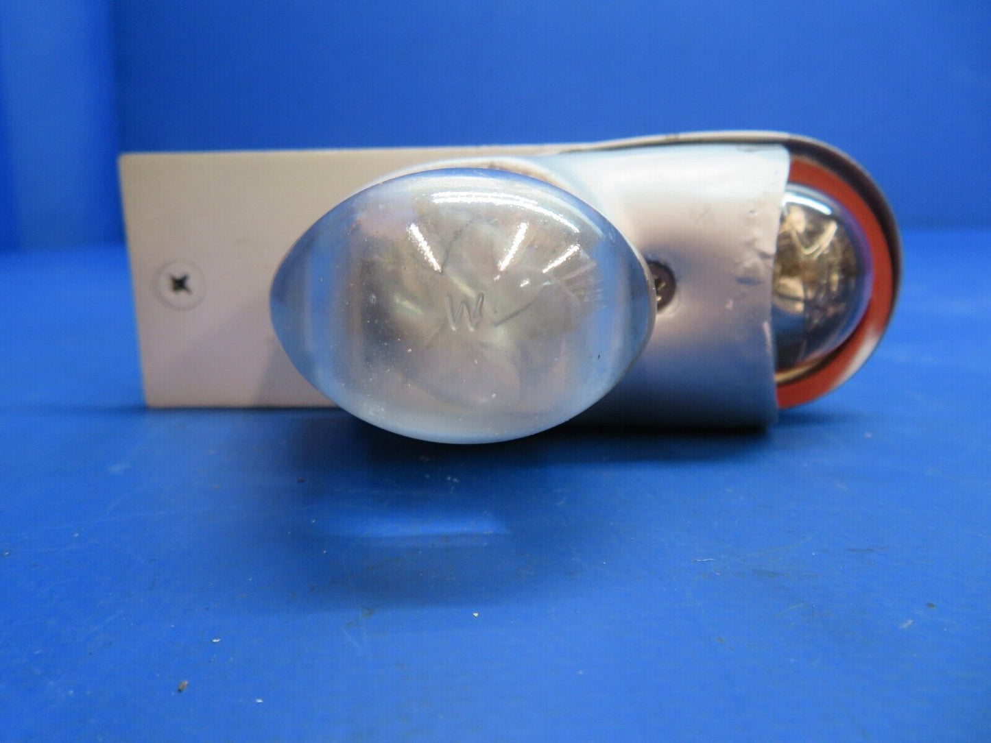 Piper Aerostar 602P Whelen Nav. Light Assy LH P/N A650-PG (0123-784)