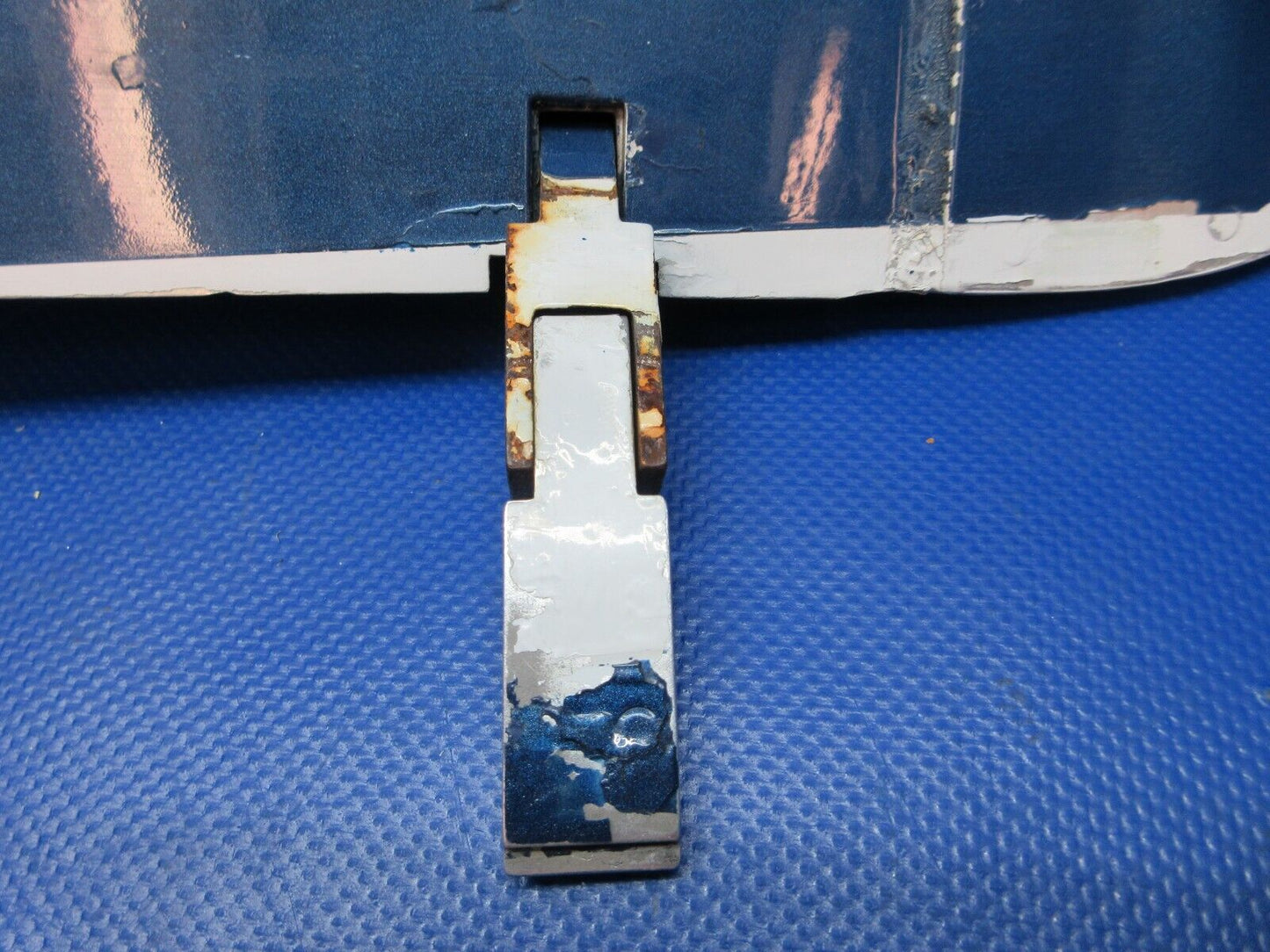 Cessna 401 / 401A LH Nose Baggage Door Assy P/N 5013107-59 (1223-1484)