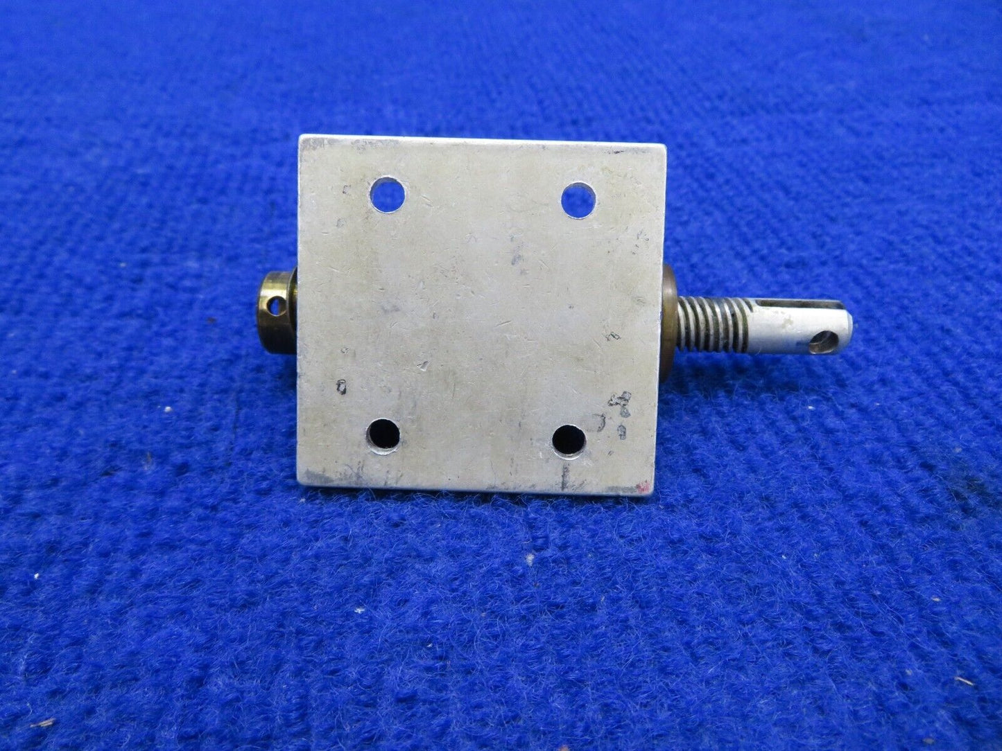 Cessna 210 / 210E Elevator Trim Wheel w/ Indicator P/N 1260422-1 (0522-814)