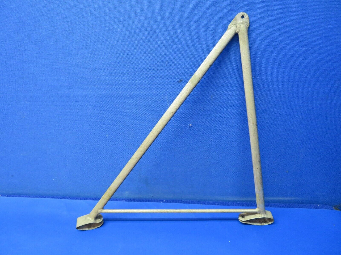 Cessna 120 / 140 Jury Strut Assy LH P/N 0422174 (1122-380)
