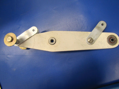 Cessna 182 188 Elevator Bell Crank Assy P/N 0760675-4AGW w/ Link NOS (0417-152)