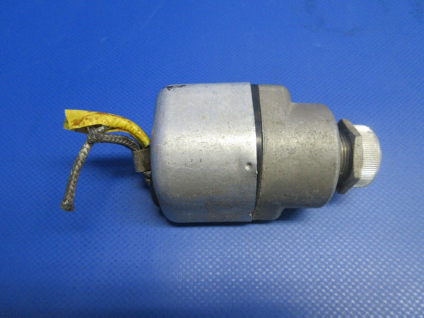 Cessna Ignition Switch P/N 10-51104-6 No Key (0224-1111)