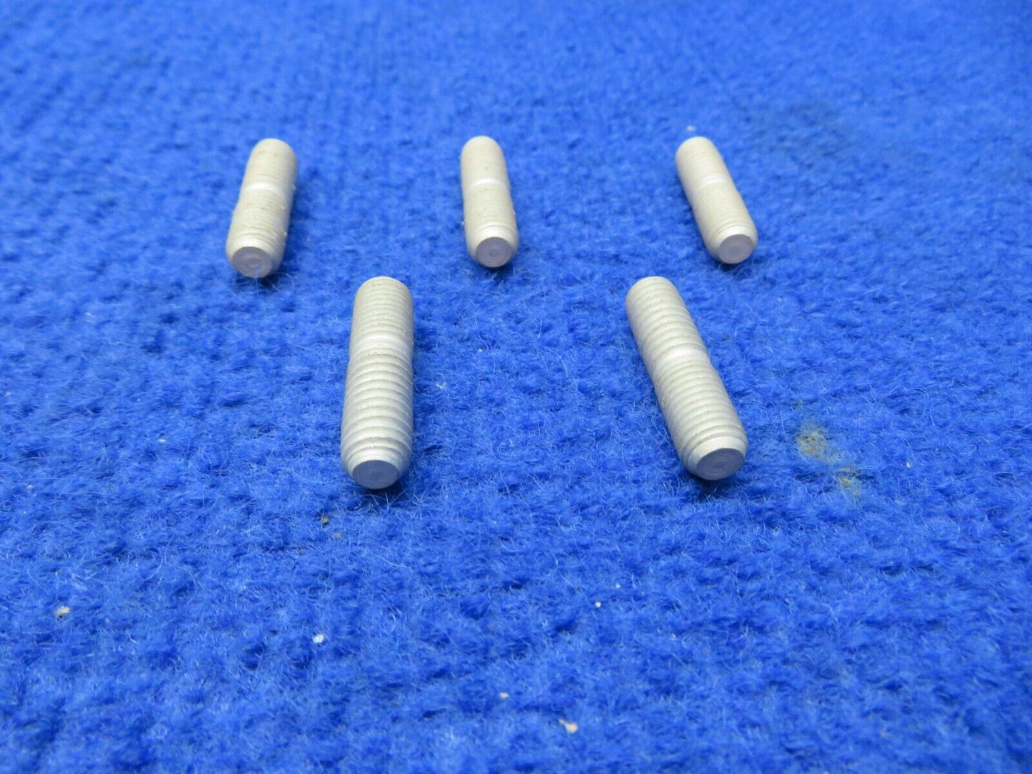 Lycoming Stud .3125 -18 x 1.25 P/N 31-10 LOT OF 5 NOS (0722-22)