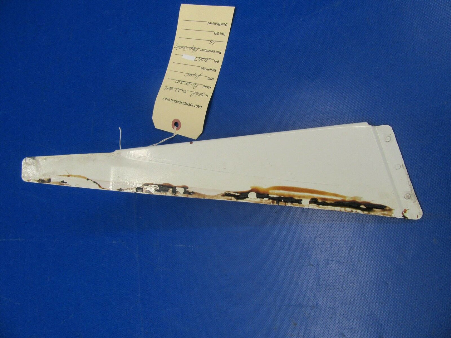 Piper PA-24-250 Comanche Flap Fairing LH P/N 21267 (0818-334)