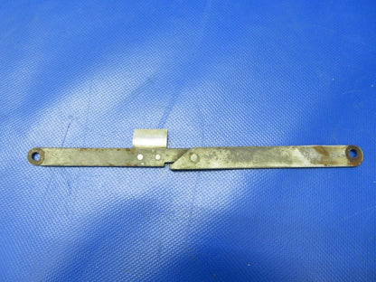 Beech 58 Baron Door Stop / Catch Utility / Baggage Door 36-430011-305 (0521-93)