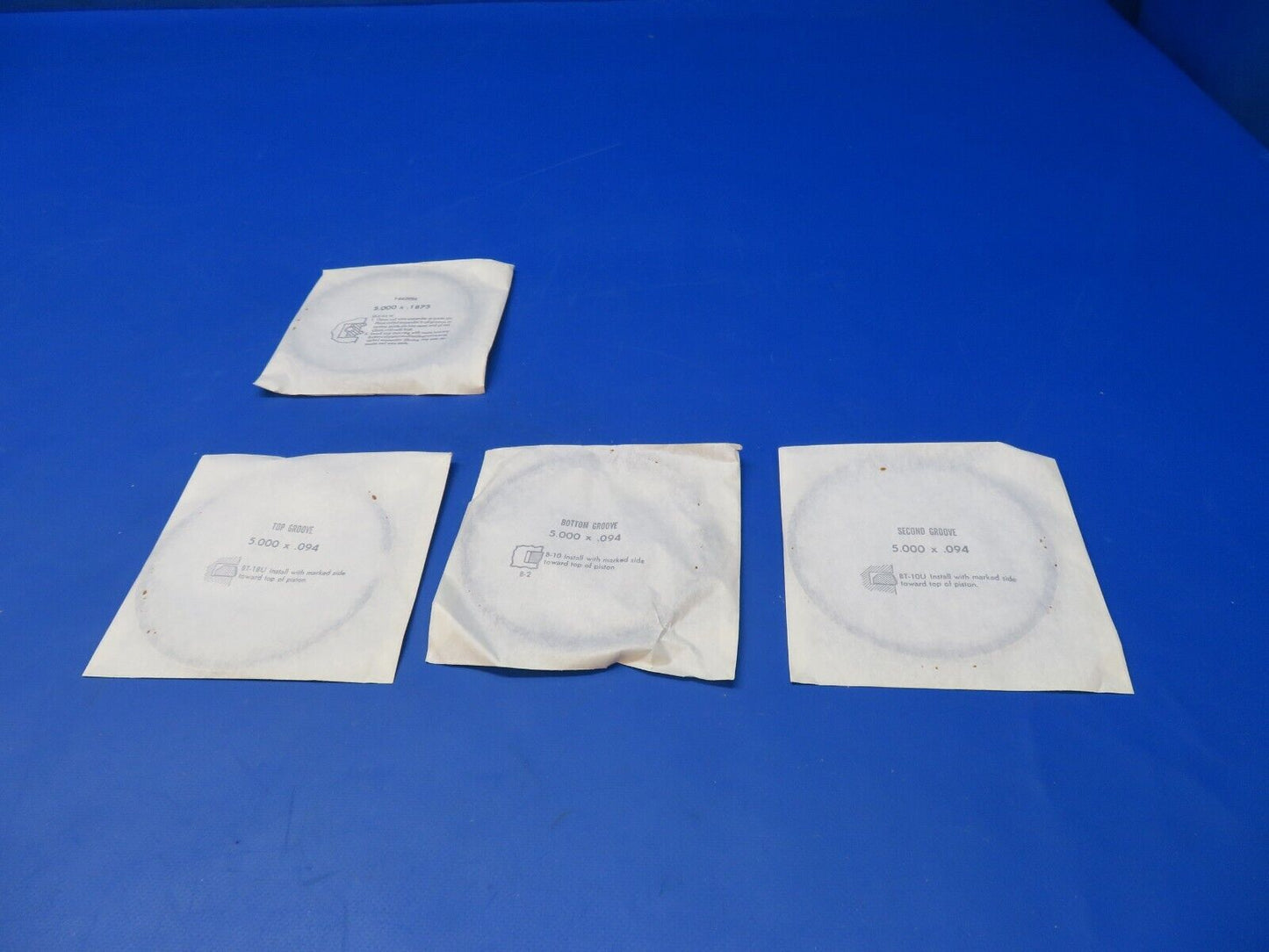 Continental Piston Ring Set P/N 639567A10 STD NOS (1222-364)