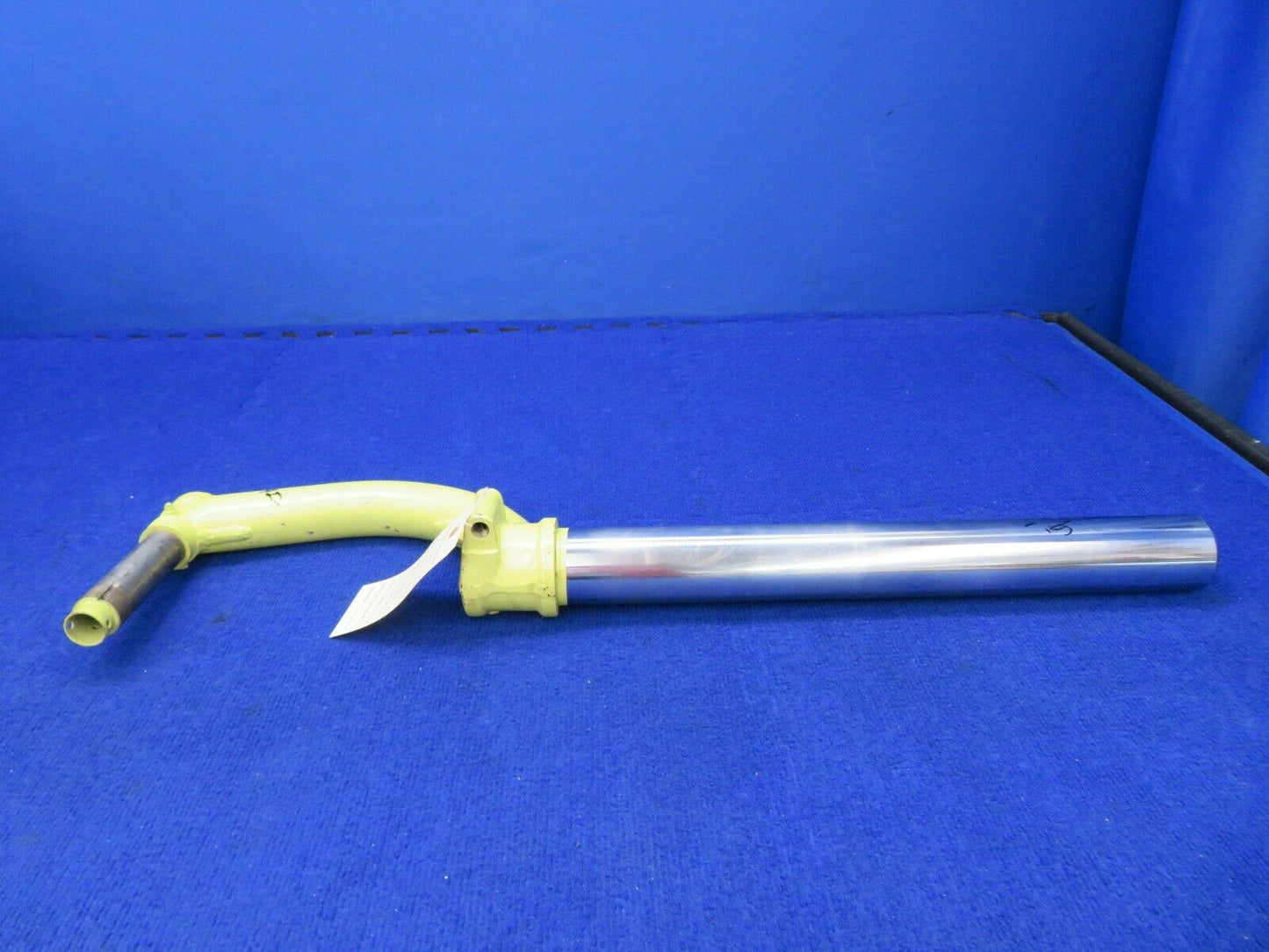 Beech Nose Gear P/N 50-820187-1, 50-820187-3 (0422-495)