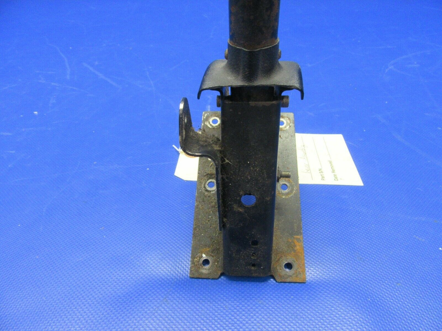 Piper PA-32RT-300 Lance Flap Control Lever P/N 62706-09, 62706-009 (0521-512)