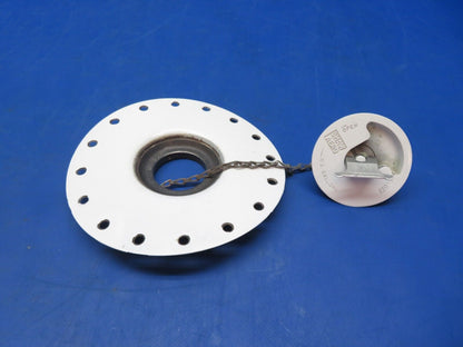 Cessna 310 / 310I RH Tip Tank Fuel Adapter w/ Cap P/N 0823410-2 (1023-125)