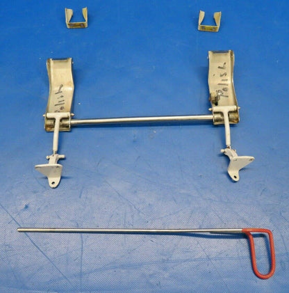 Beech Baron E-55 Window Handle Assy RH P/N 35-415312-4 (0120-162)