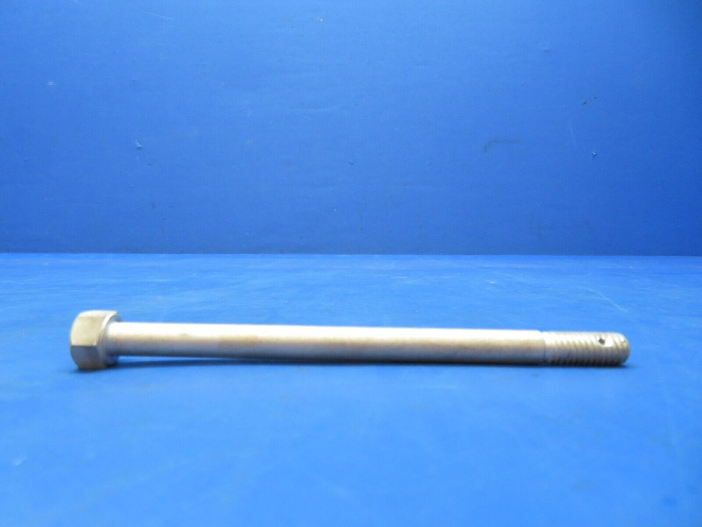 Lycoming Bolt .3125-18 x 4.69 Long Drilled P/N STD-2100 NOS (1023-558)