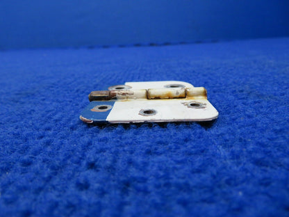 Cessna 150 / 150F Cabin Door Hinge Lower P/N 0413390-19 (0822-553)
