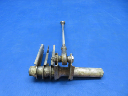 Early Cessna 310 / 310B OTBD Bellcrank LH INBD Flap P/N 0862100-13 (1223-141)
