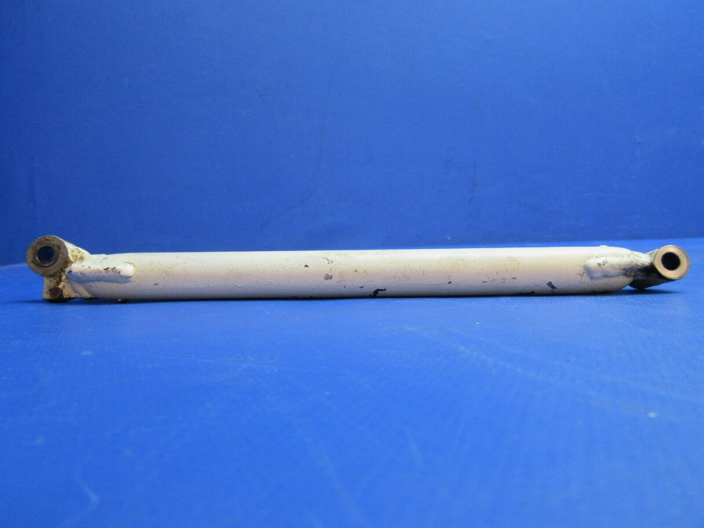 Beech C-35 Bonanza Nose Gear Drag Leg Assy P/N 35-825080 (1023-784)
