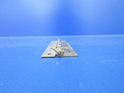 NOS Piper Aileron Hinge P/N 773667-16 (1223-670)