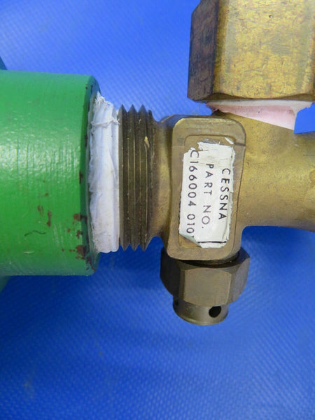 Cessna 210 / T210N Oxygen Cylinder 22 CU FT w/ Regulator C166004-0101 (1021-101)