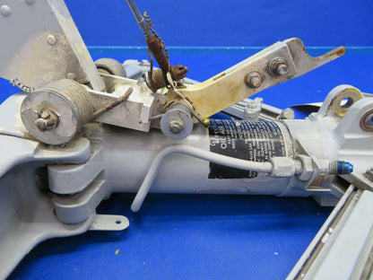 Beech 58P Landing Gear Brace & Strut LH P/N 60-810014-1, 35-815251-9 (0620-567)