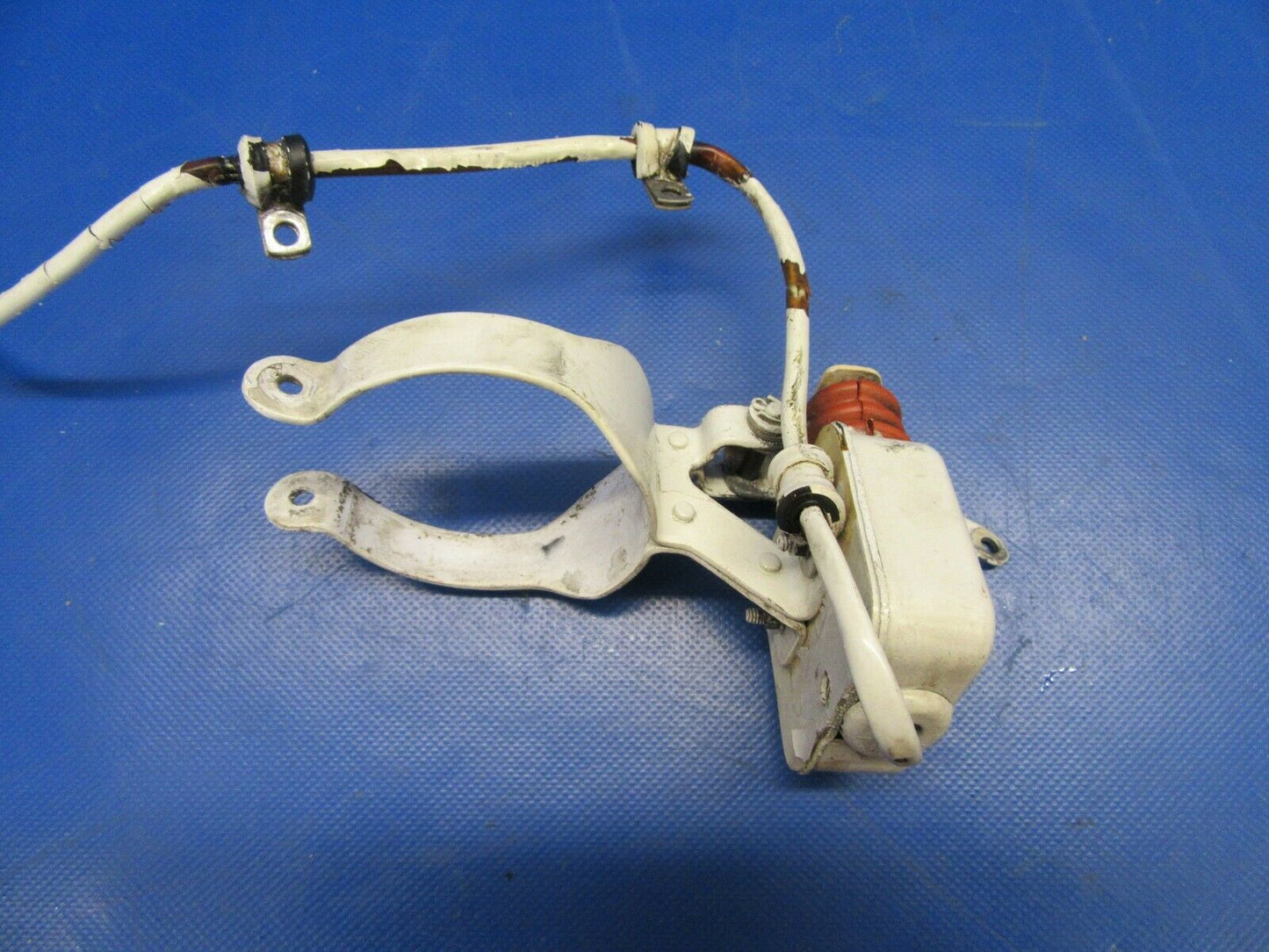 Beech Baron B-55 Safety Switch Main Gear P/N 95-361015-601 (0219-363)