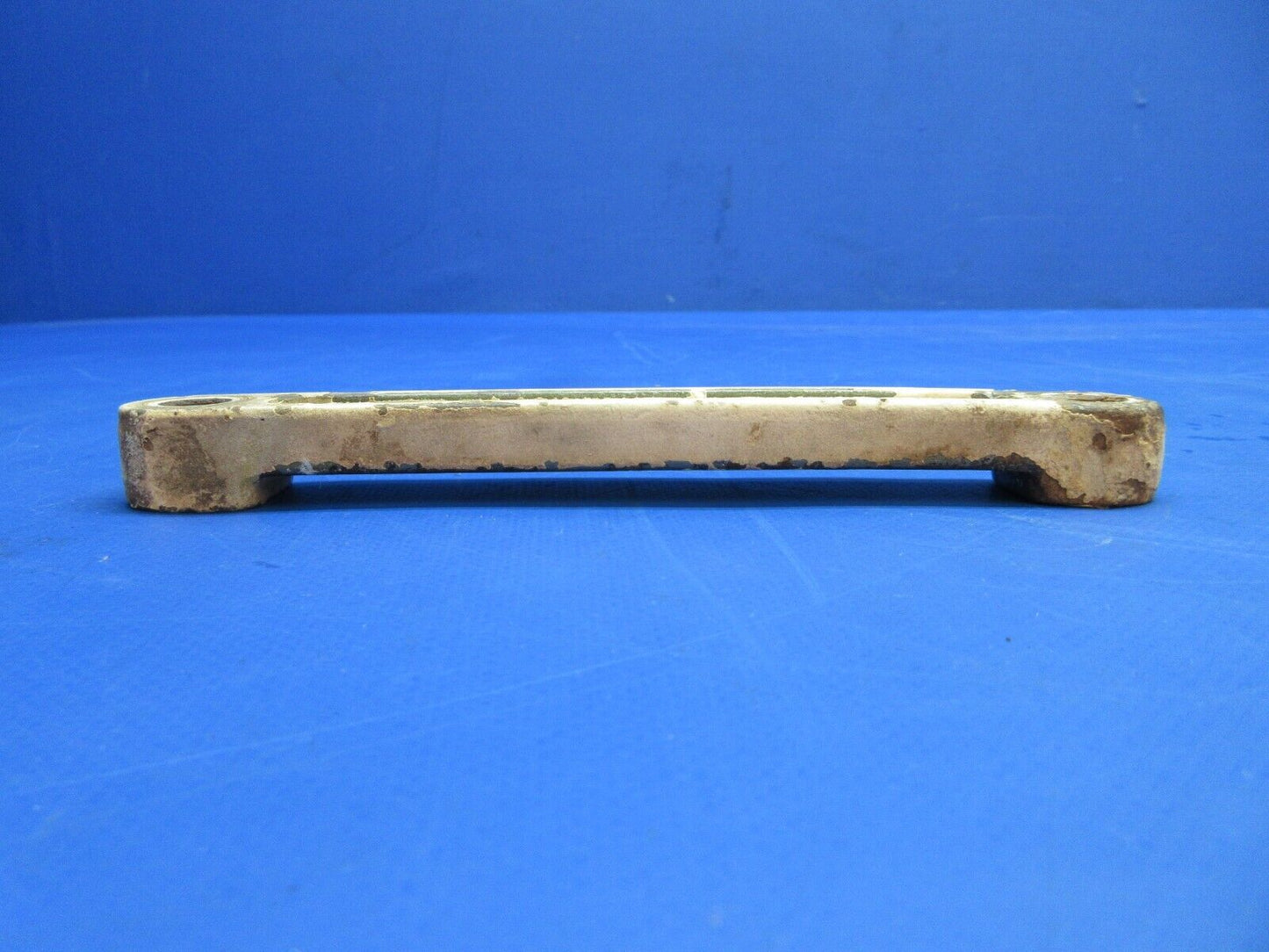 Cessna 188B AGpickup Main Gear Saddle P/N 1613019-3 (0723-216)
