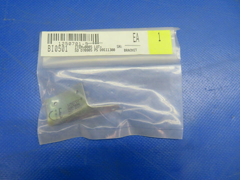 Cessna Bracket P/N 1250701-5 NOS (0720-582)