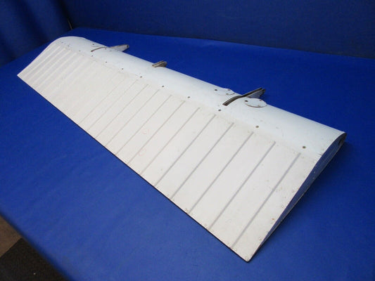 Cessna 150 / 152 RH Flap P/N 0426901-16 (1122-200)