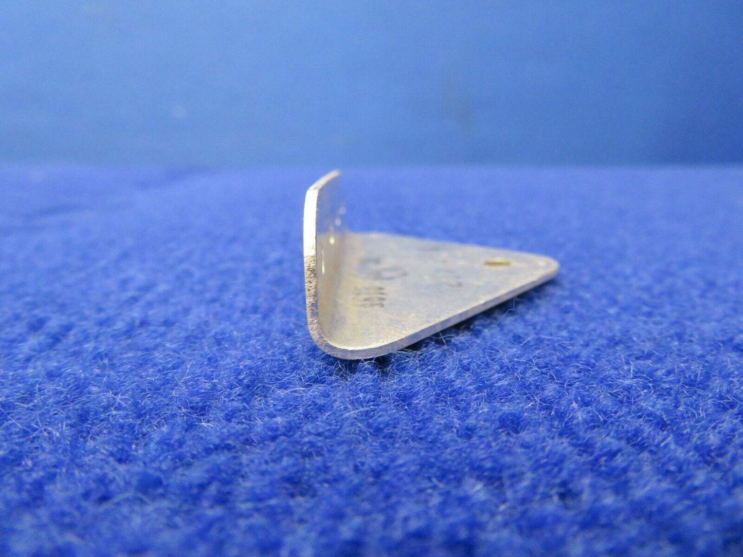 Cessna Bracket Hinge P/N 1213429-1 NOS (0522-87)